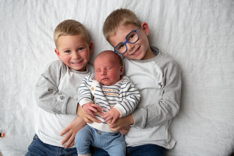 Retouche photo avant-après portrait – 13 Avant / Après Portrait - Fratrie Dunkerque